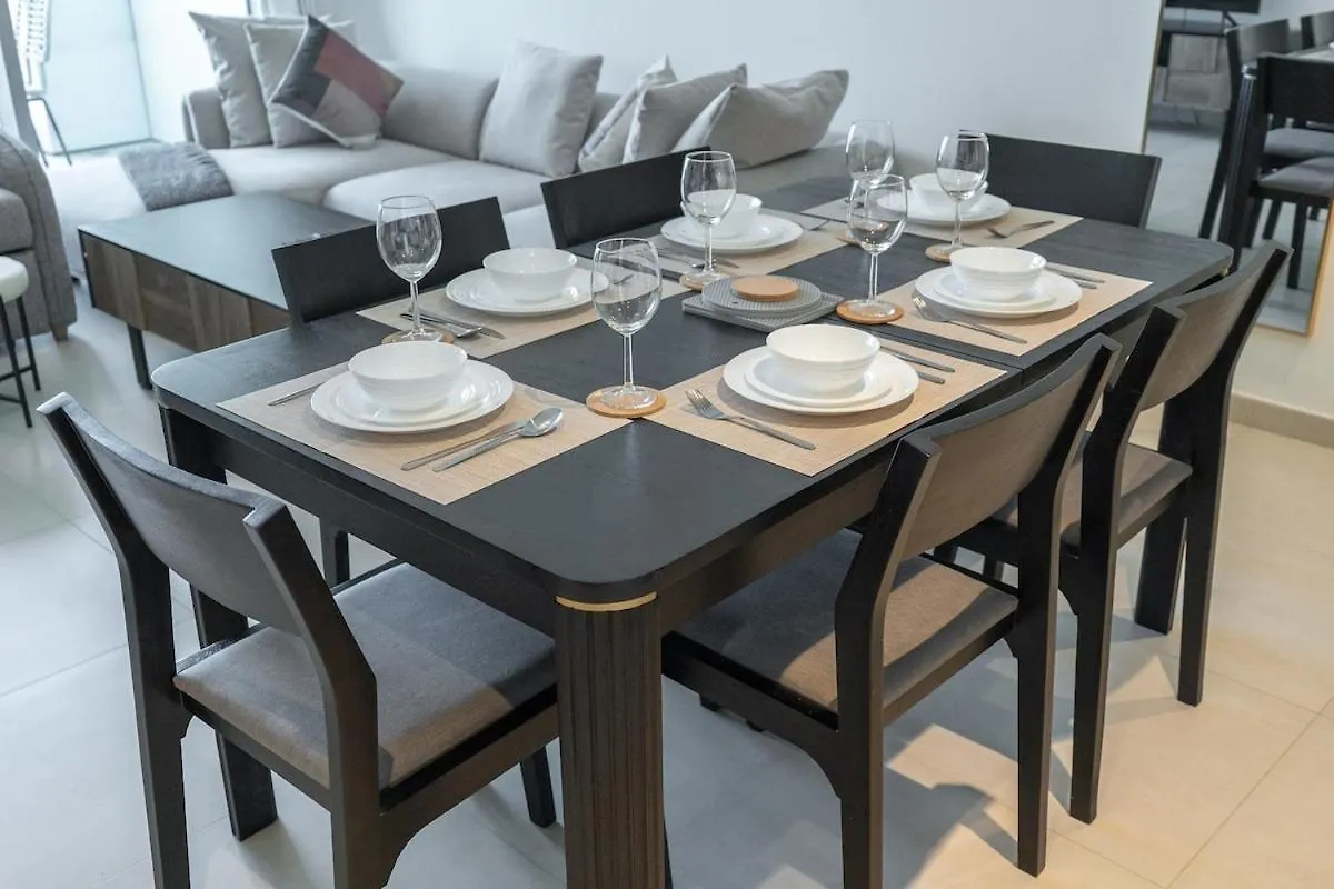 Apartment Elegant 2-Bedroom With Comfy Living Area In Downtown Dubai United Arab Emirates