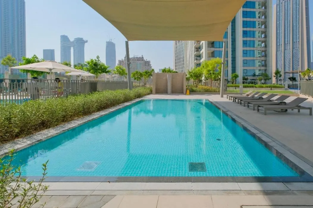 Elegant 2-Bedroom With Comfy Living Area In Downtown Dubai 0*,  United Arab Emirates